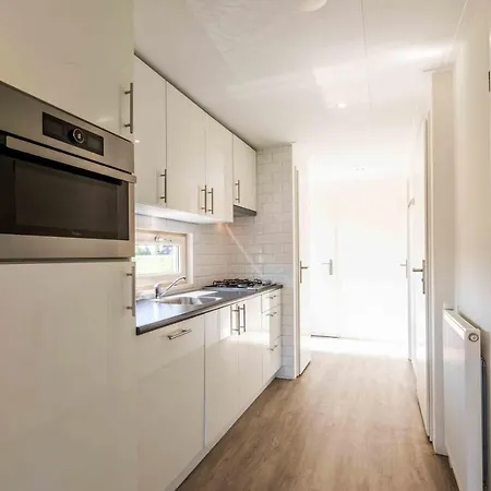 Pdij Comfort 6 Personen Ośrodek wypoczynkowy *